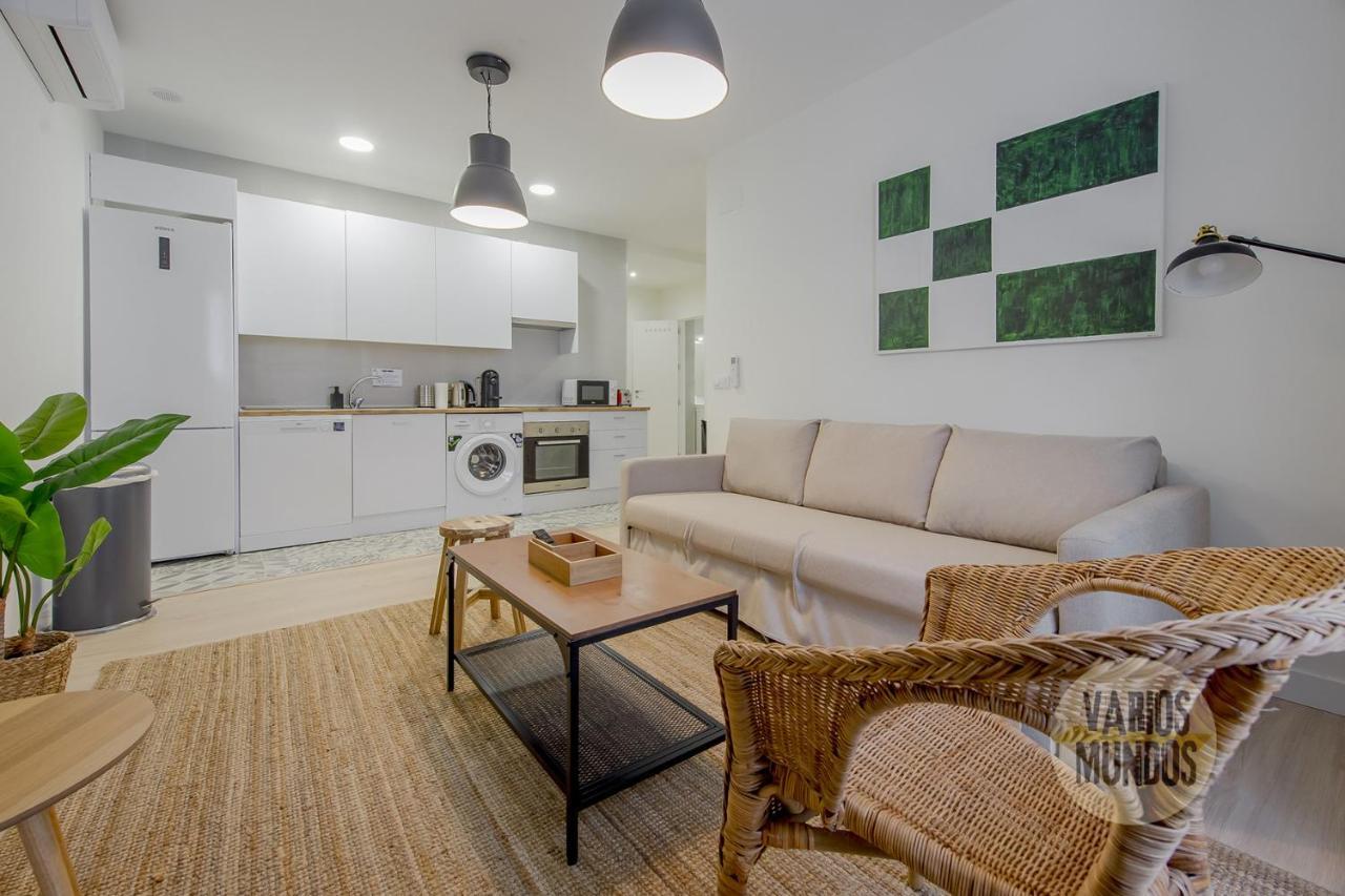 Spacious New Apartment Para 7 En La Plaza De Tirso De Molina 马德里 外观 照片